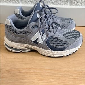 New Balance 2002R Grey Mesh Suede Sneakers 6.5W/4.5Kids Worn Once
